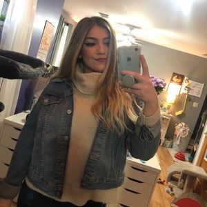 Meet your Posher, Marissa